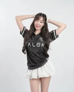 DJ.โนอี้ NoeyNiiz 8