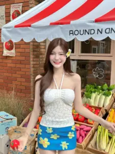 Peary Pin 7 Peary Pin เสื้อขาวกระโปรงลายดอก